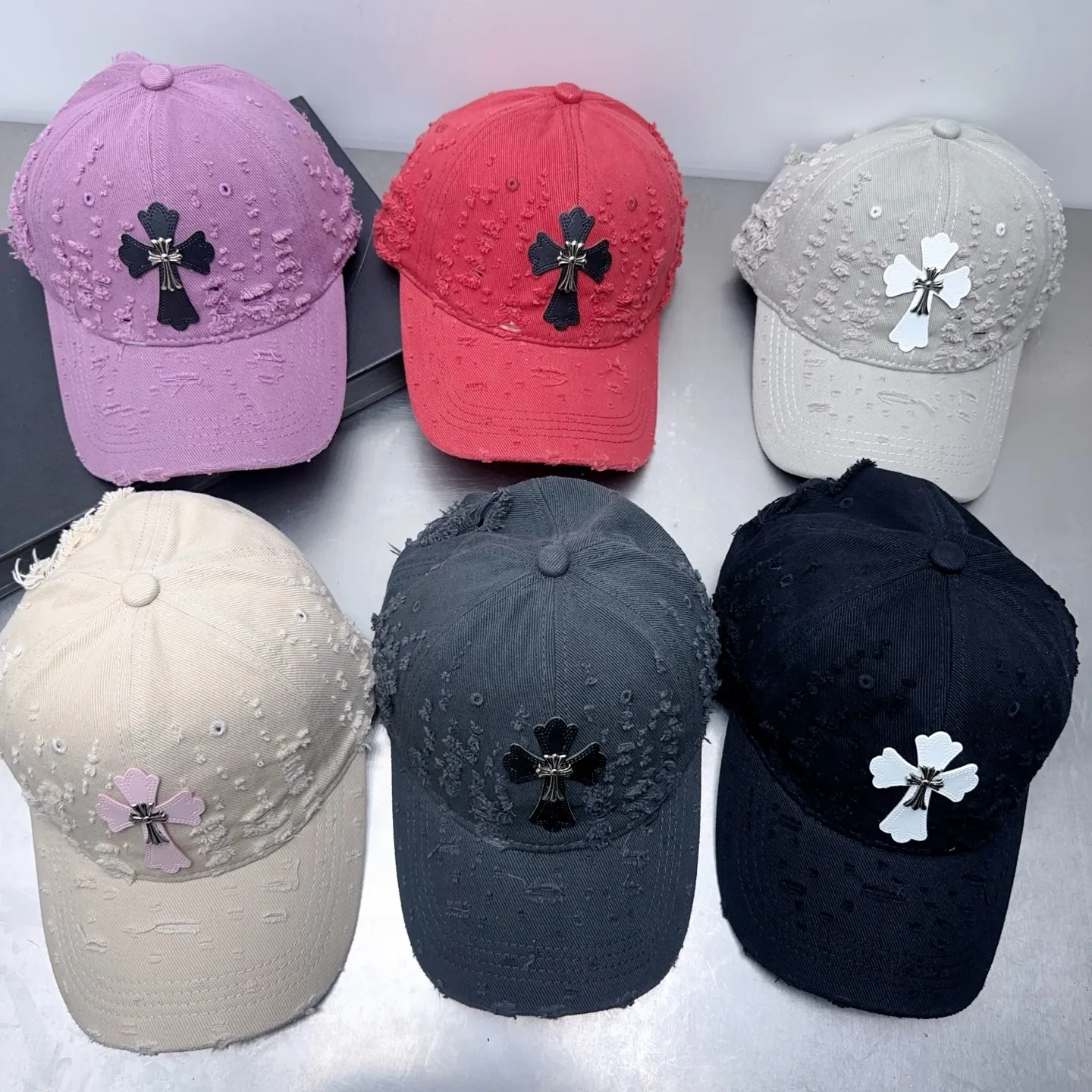 Welcome to inquire, Crow Heart Hole Washable Baseball Cap